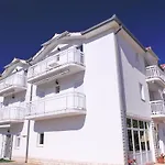 Lola Rogoznica (Sibenik-Knin)