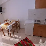 Konukevi Lola
