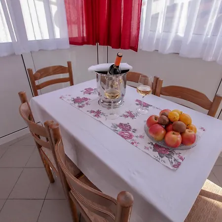 Lola Guest house Rogoznica (Sibenik-Knin)