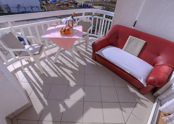 Lola Rogoznica (Sibenik-Knin)